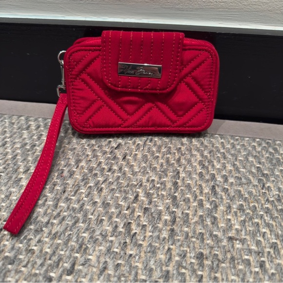 Vera Bradley - Red Quilted Wristlet Wallet Trendy 2025 Fall Item - Picture 2 of 13